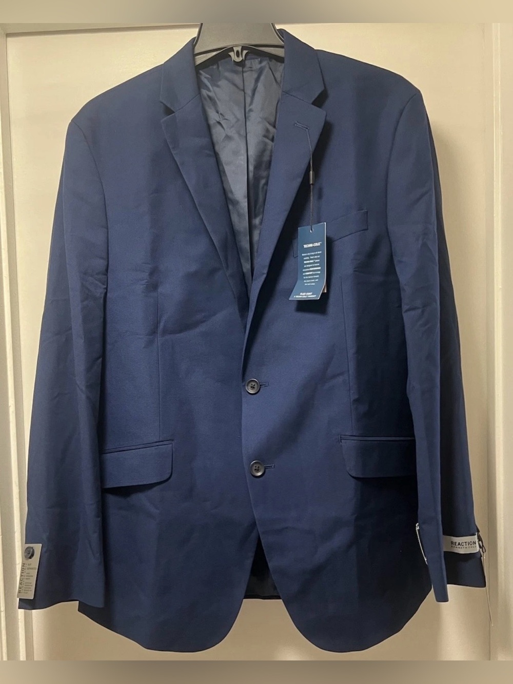 Kenneth Cole Reaction Men's Techni-Cole Suit Separate Suit Jacket | Blue | 42R